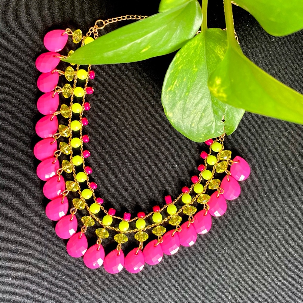 Brand New neck piece.